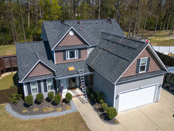 Best Roof Maintenance and Cleaning  in Centerville, MN